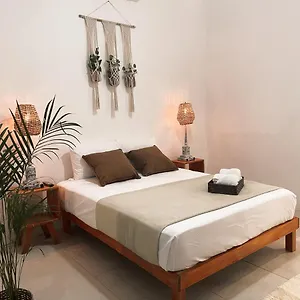  Guest house Penca Blue